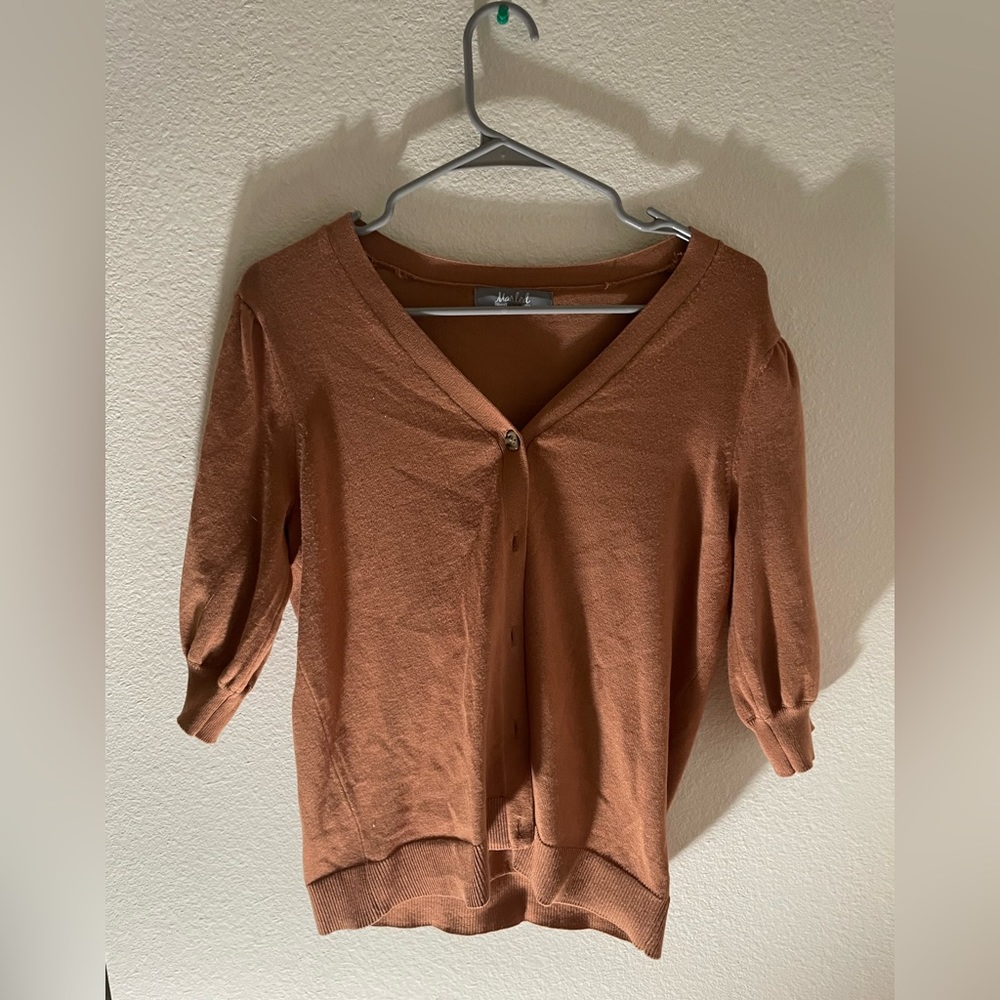 Marled cardigan/button up. Copper color. Size Medium.